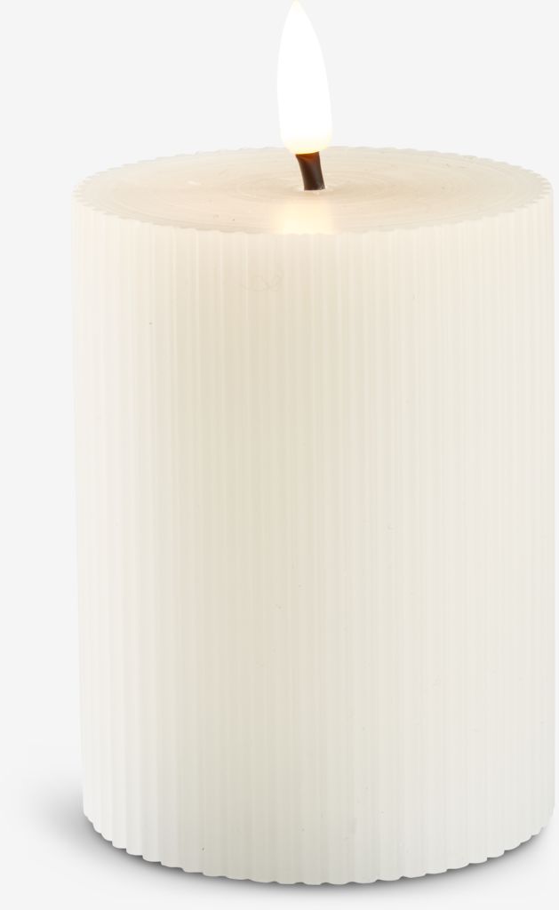 LED pillar candle GALAR D8xH10cm with timer white - JYSK